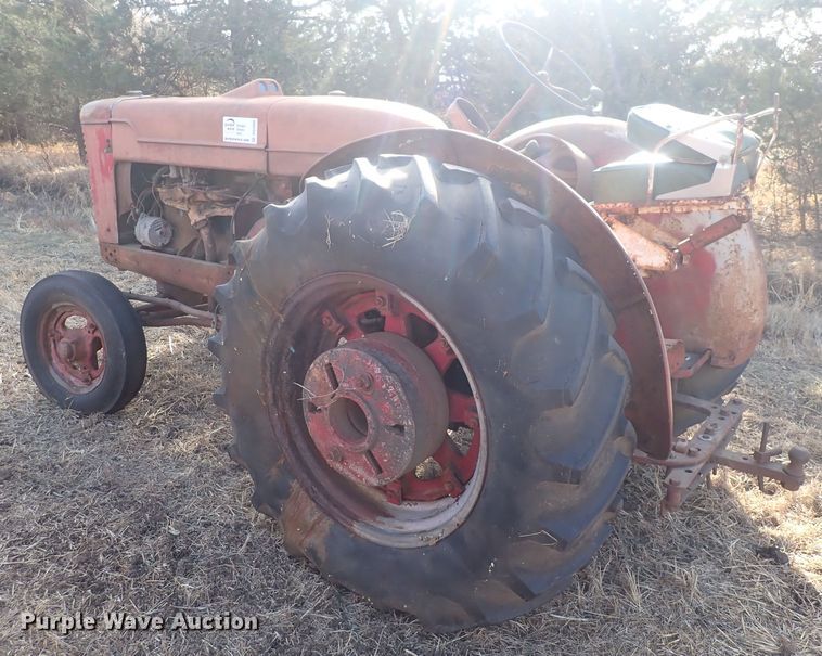 image for item DQ3889 McCormick-Deering  tractor