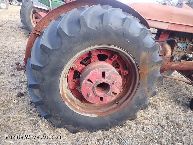image for item DQ3889 McCormick-Deering  tractor
