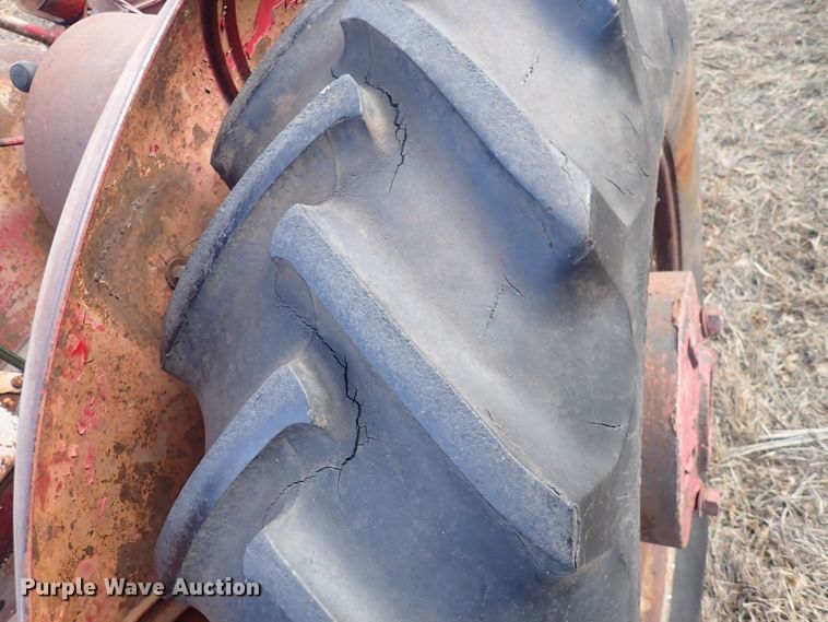 image for item DQ3889 McCormick-Deering  tractor