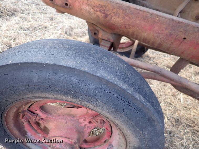 image for item DQ3889 McCormick-Deering  tractor