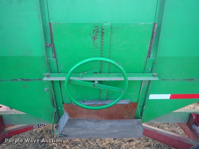 image for item DQ3892 Huskee  gravity wagon