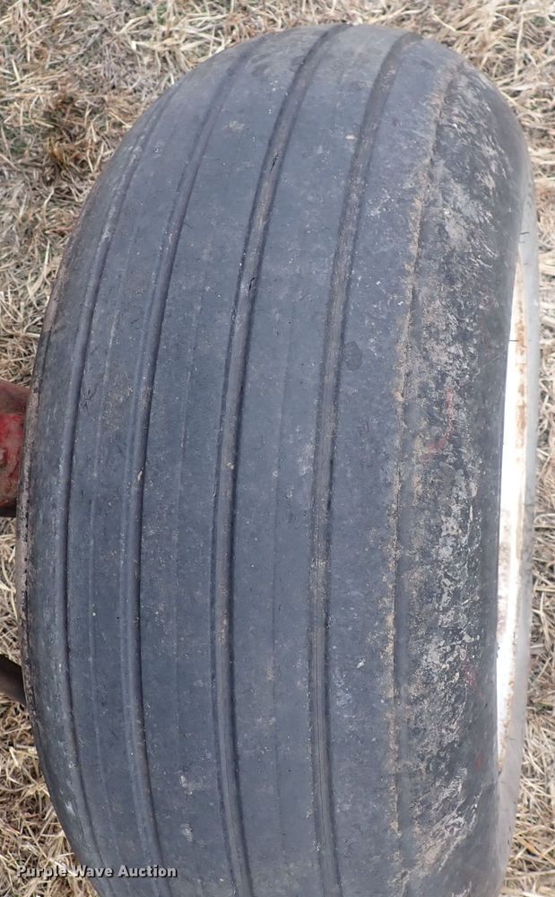 image for item DQ3895 Parker  gravity wagon