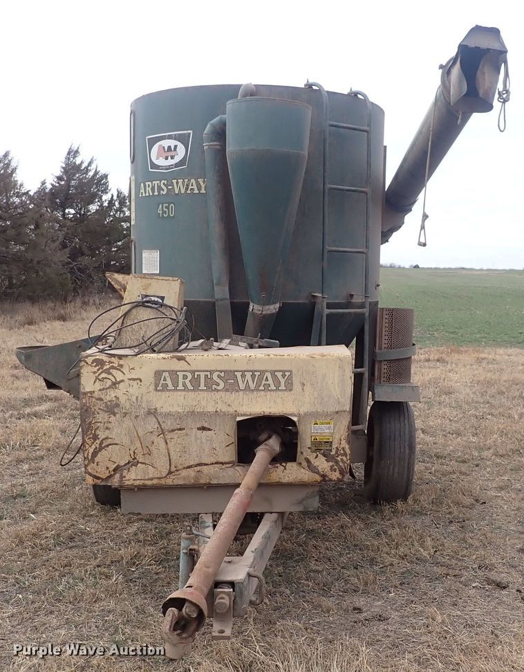 image for item DQ3897 Arts Way 459  feed grinder/mixer