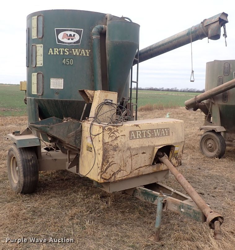 image for item DQ3897 Arts Way 459  feed grinder/mixer