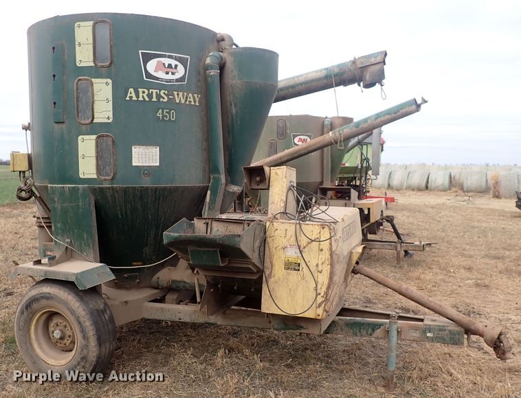 image for item DQ3897 Arts Way 459  feed grinder/mixer