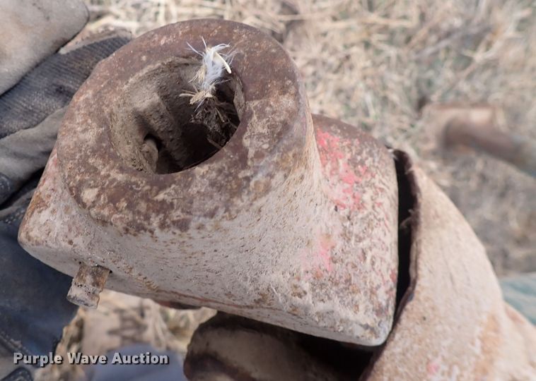 image for item DQ3897 Arts Way 459  feed grinder/mixer