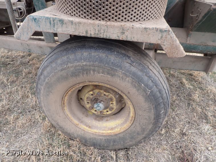 image for item DQ3897 Arts Way 459  feed grinder/mixer