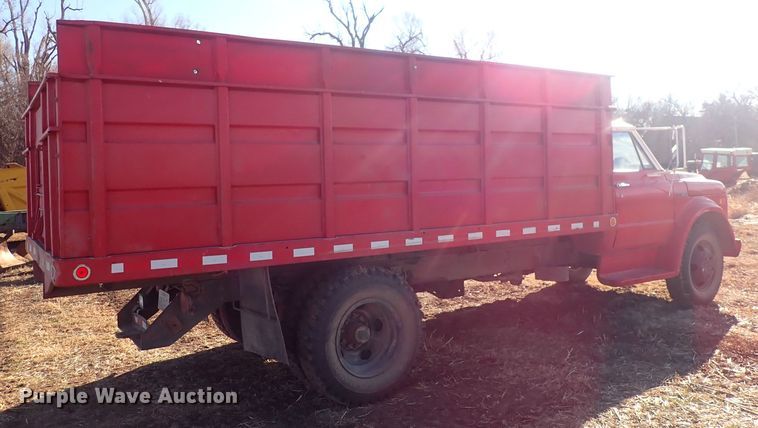 image for item DQ3900 1970 Chevrolet C50  grain truck