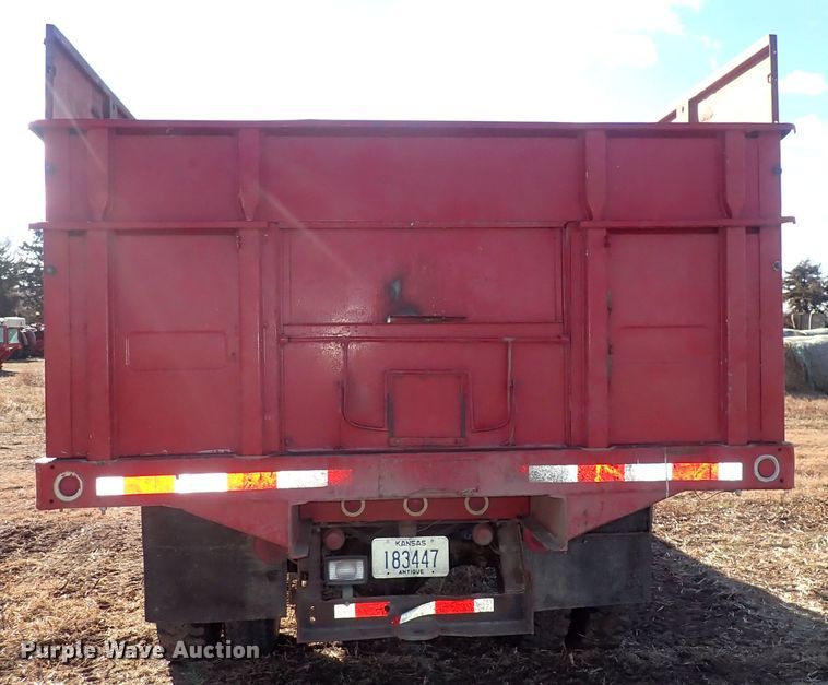 image for item DQ3900 1970 Chevrolet C50  grain truck