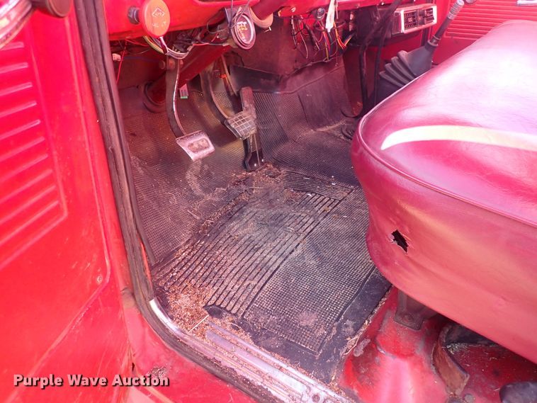 image for item DQ3900 1970 Chevrolet C50  grain truck