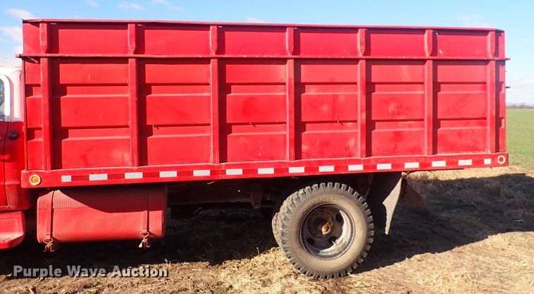 image for item DQ3900 1970 Chevrolet C50  grain truck