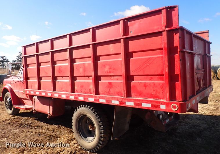 image for item DQ3900 1970 Chevrolet C50  grain truck