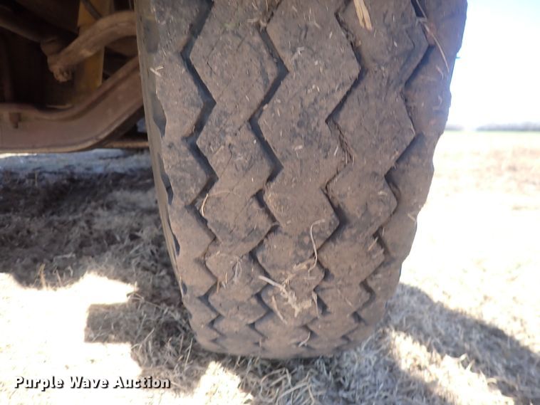 image for item DQ3900 1970 Chevrolet C50  grain truck