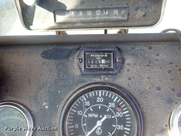 image for item DQ3901 Steiger Bearcat  4WD tractor