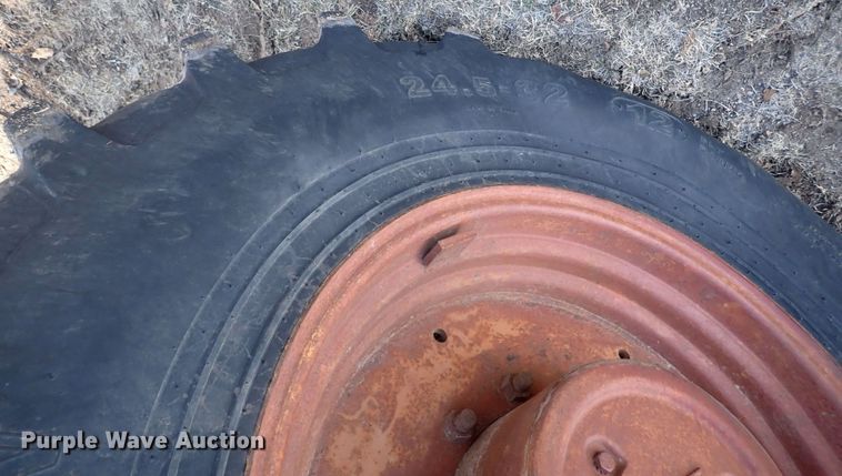 image for item DQ3901 Steiger Bearcat  4WD tractor