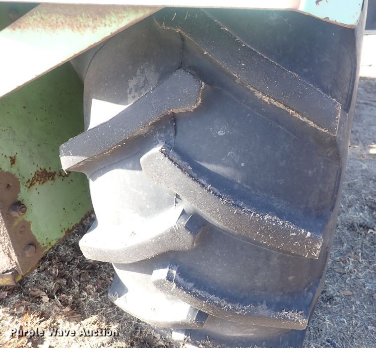 image for item DQ3901 Steiger Bearcat  4WD tractor