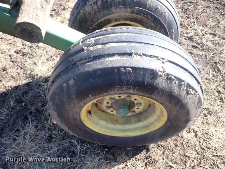 image for item DQ3905 John Deere 3600  plow