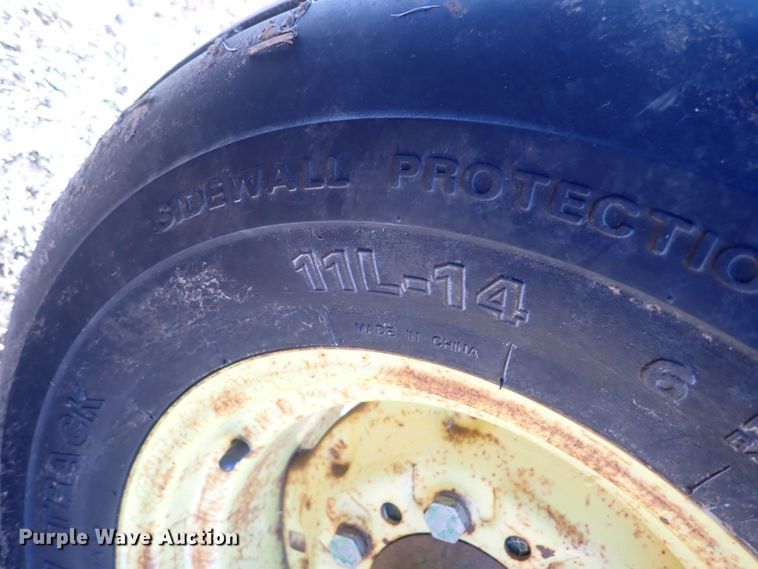 image for item DQ3905 John Deere 3600  plow