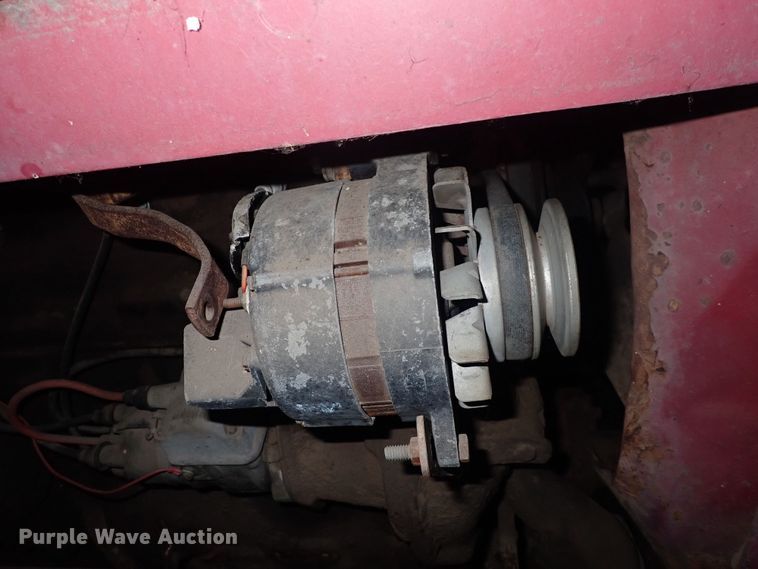 image for item DQ3908 1950 International T6  dozer