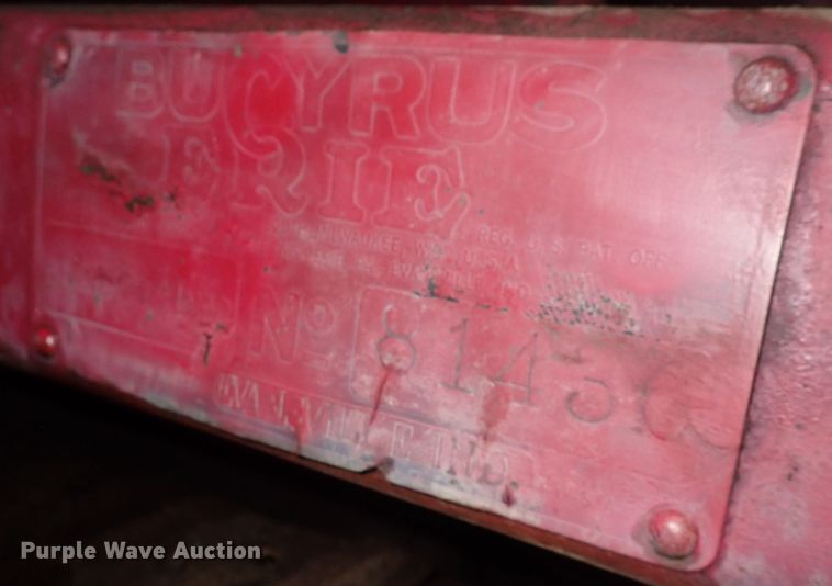 image for item DQ3908 1950 International T6  dozer