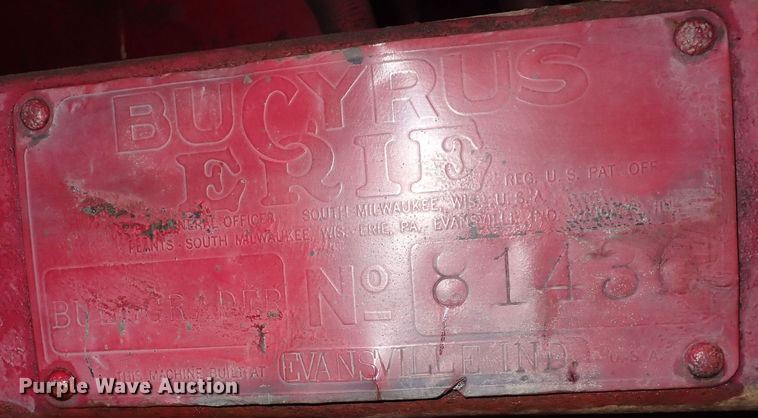 image for item DQ3908 1950 International T6  dozer