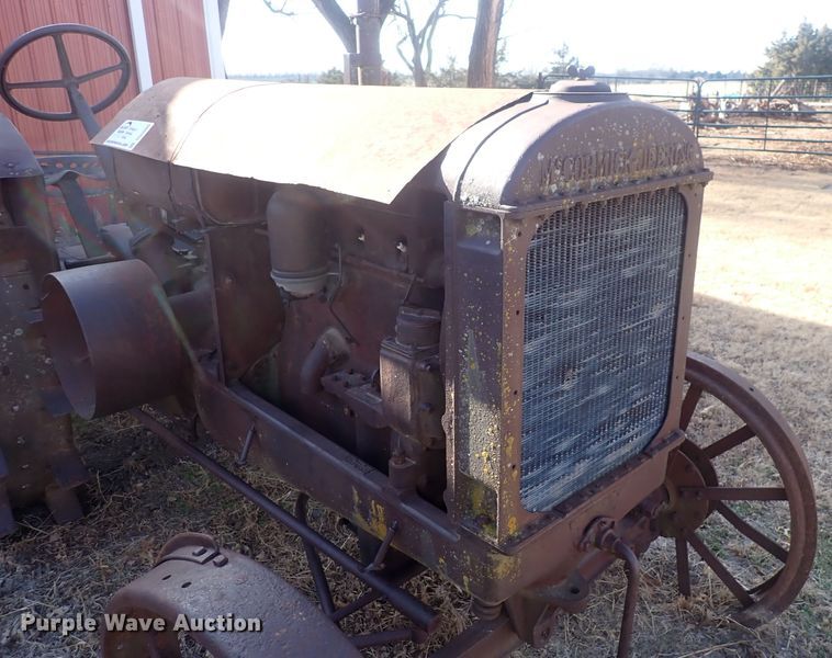 image for item DQ3909 McCormick-Deering  tractor