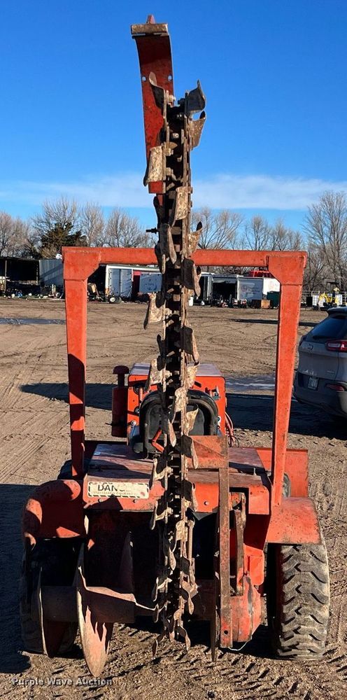 image for item DQ3996 Ditch Witch V30 trencher