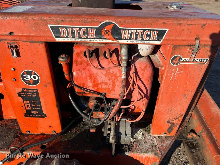 image for item DQ3996 Ditch Witch V30 trencher