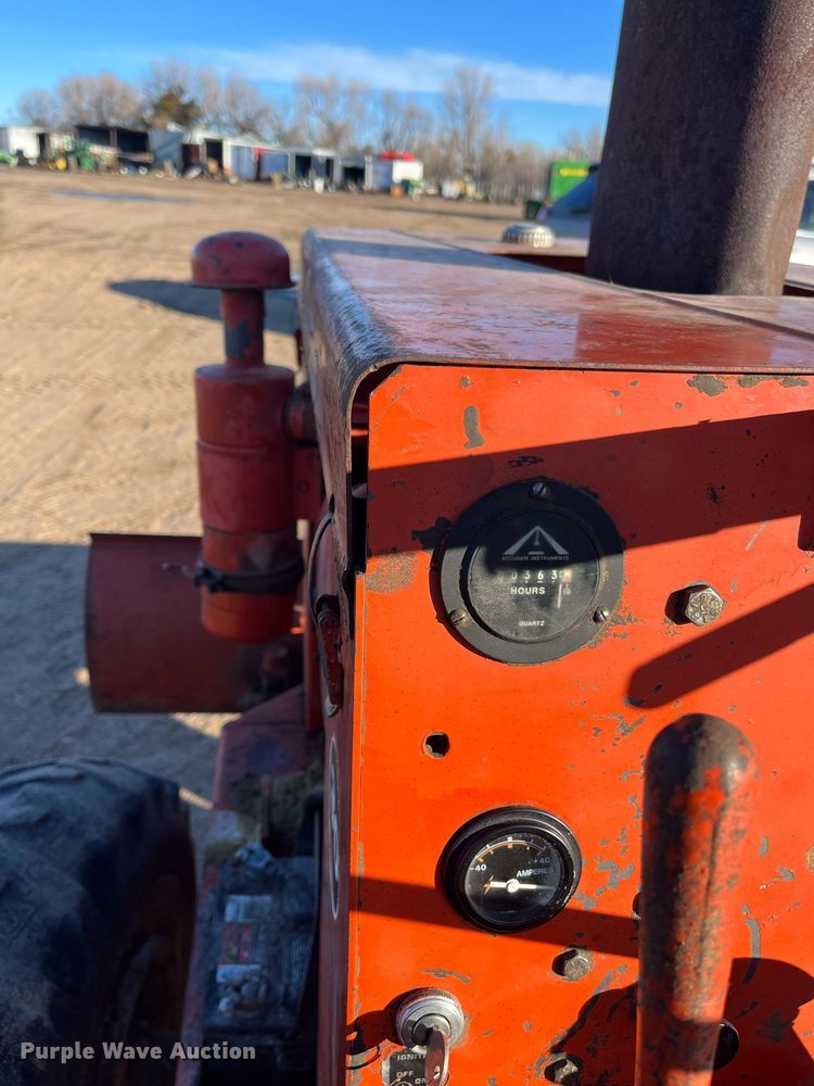 image for item DQ3996 Ditch Witch V30 trencher