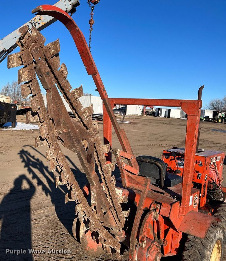 image for item DQ3996 Ditch Witch V30 trencher