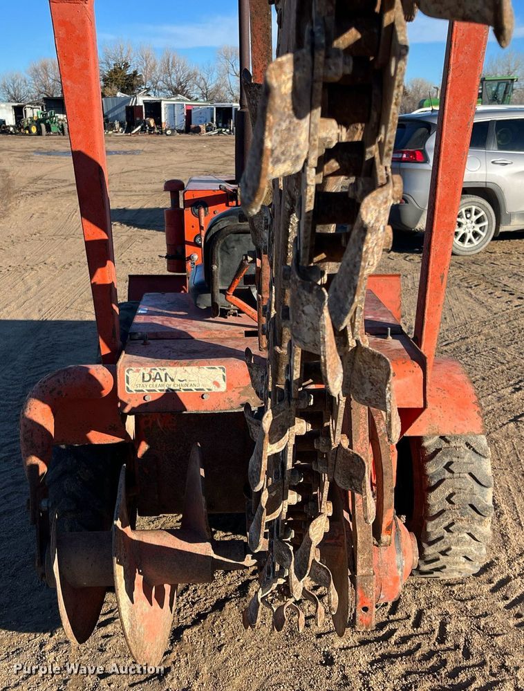 image for item DQ3996 Ditch Witch V30 trencher