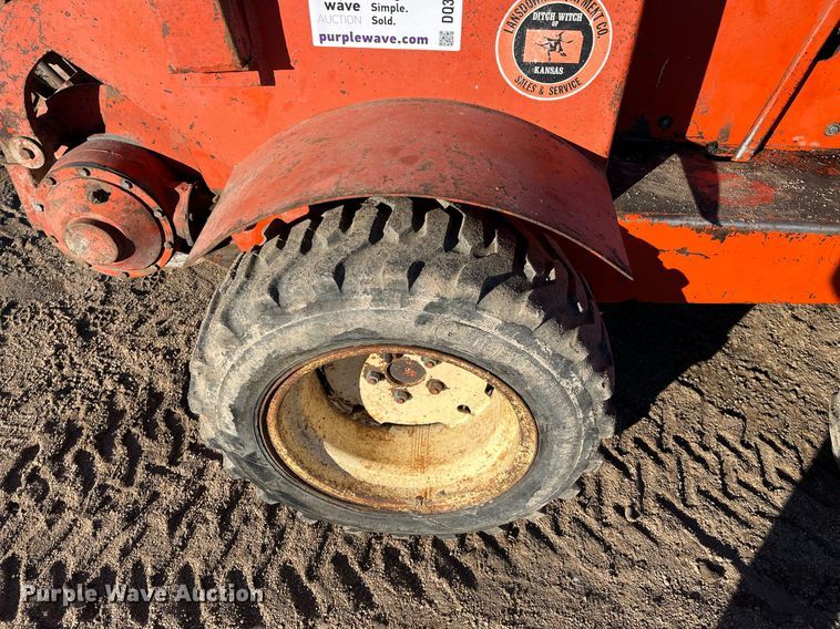 image for item DQ3996 Ditch Witch V30 trencher