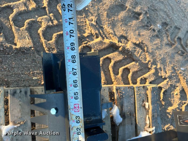 image for item DQ4003 Wolverine  skid steer ripper