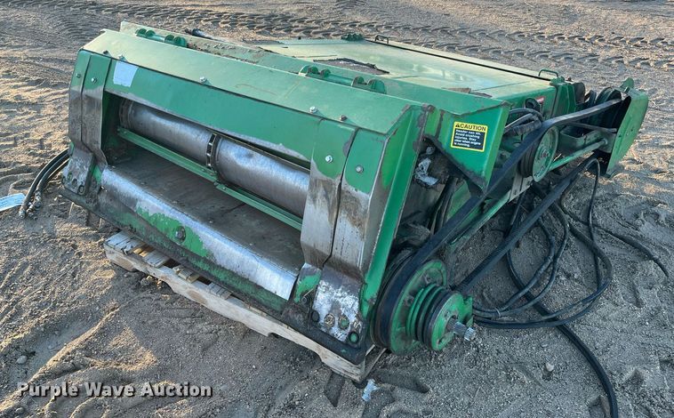 image for item DQ4008 John Deere 9500 combine feederhouse