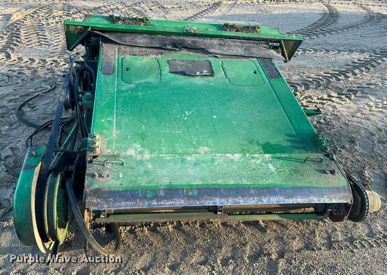 image for item DQ4008 John Deere 9500 combine feederhouse