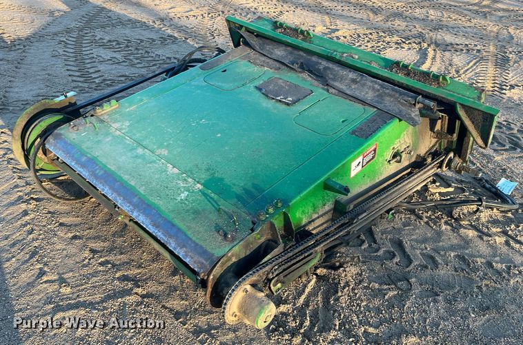 image for item DQ4008 John Deere 9500 combine feederhouse