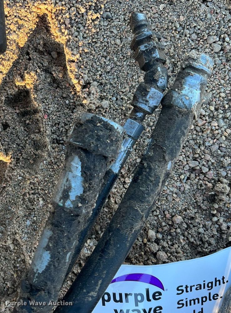 image for item DQ4008 John Deere 9500 combine feederhouse