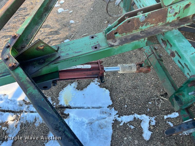 image for item DQ4012 John Deere 8300  grain drill