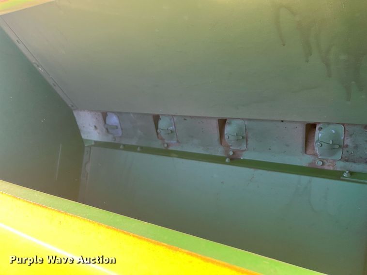 image for item DQ4012 John Deere 8300  grain drill