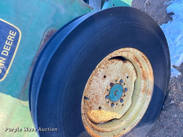 image for item DQ4012 John Deere 8300  grain drill
