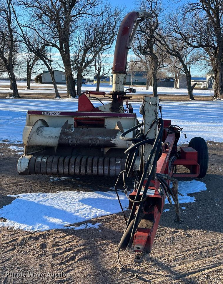image for item DQ4015 Hesston 2000-150  forage harvester