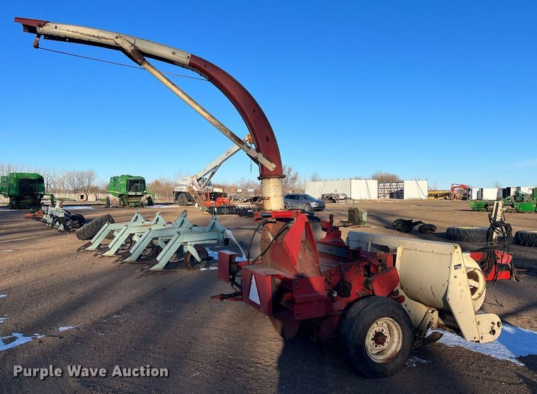 image for item DQ4015 Hesston 2000-150  forage harvester