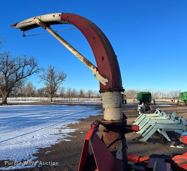 image for item DQ4015 Hesston 2000-150  forage harvester