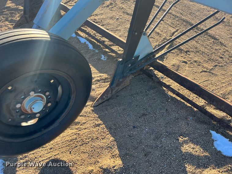 image for item DQ4018 Orthman 609-026  bean rod