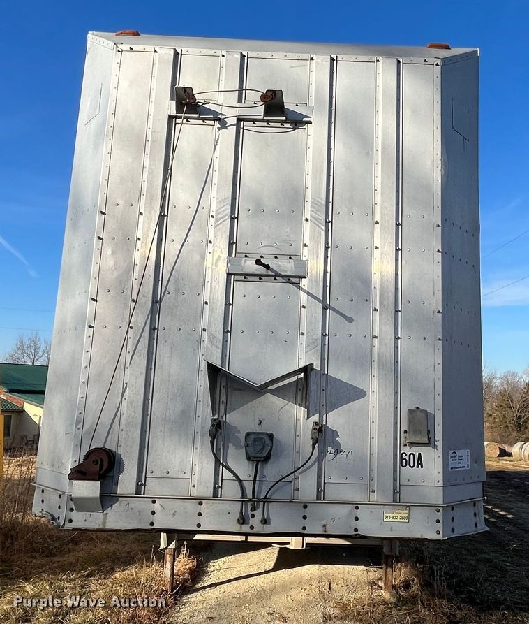 image for item DR7430 1984 Barrett  livestock trailer