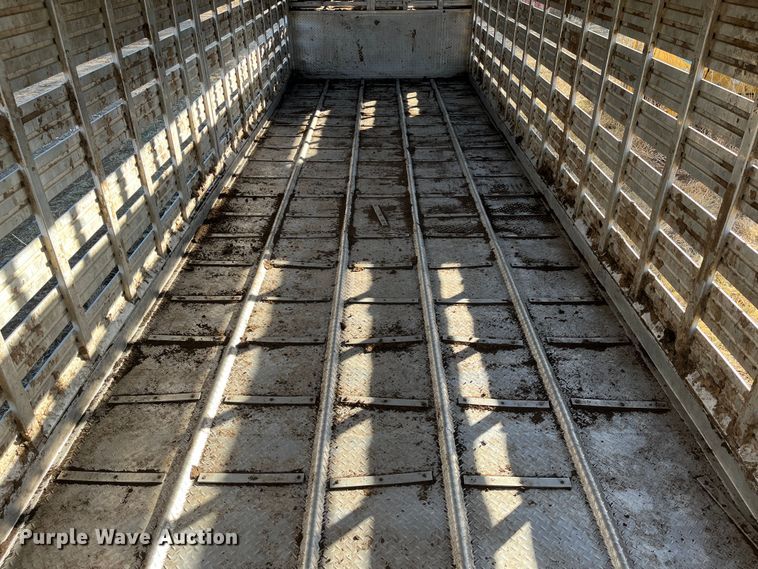 image for item DR7430 1984 Barrett  livestock trailer