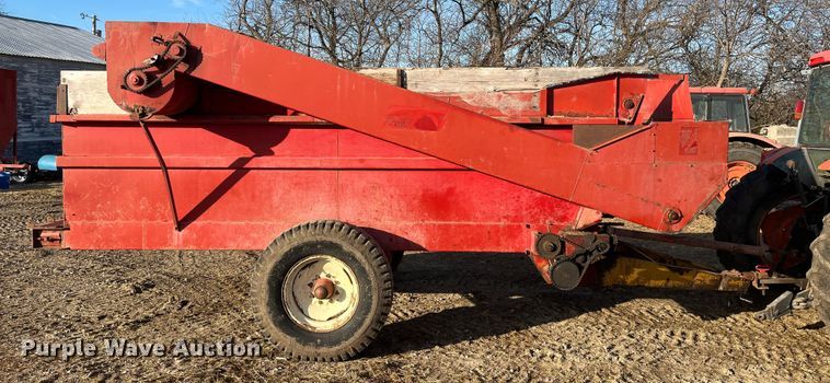 image for item DR7431 Kelly-Ryan  feed mixer