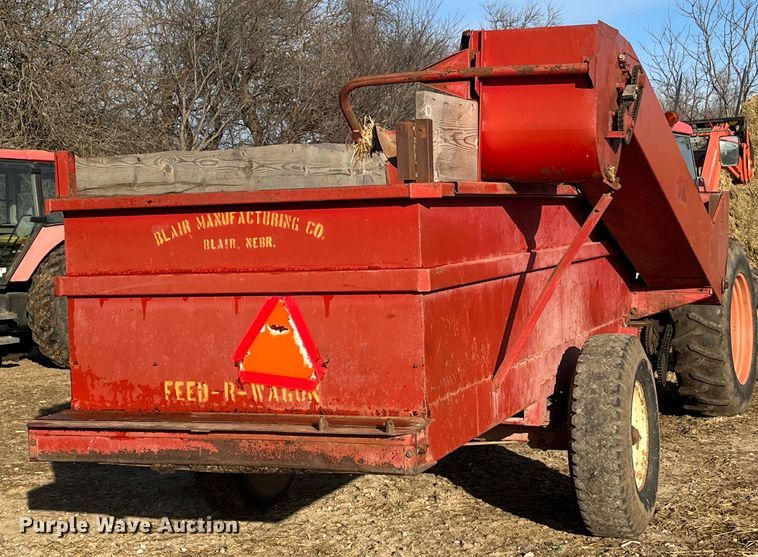 image for item DR7431 Kelly-Ryan  feed mixer