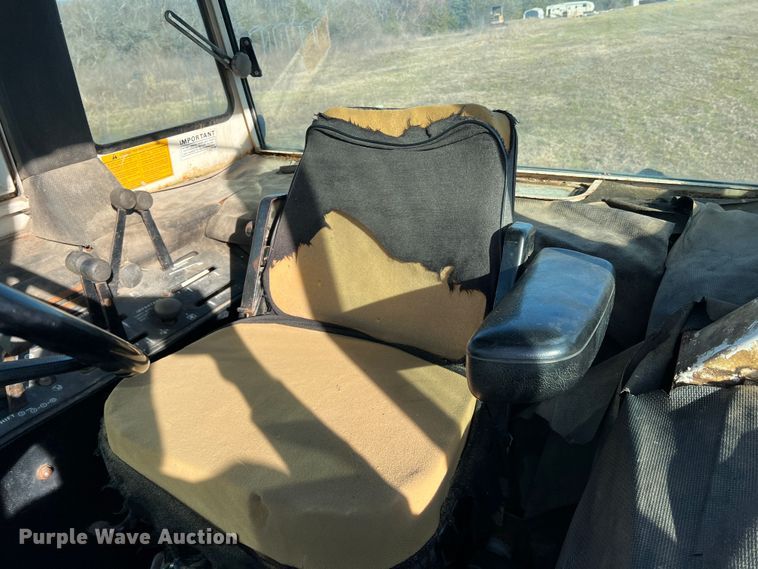 image for item DS2640 1979 Case 2090  tractor