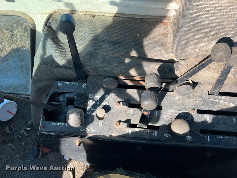 image for item DS2640 1979 Case 2090  tractor